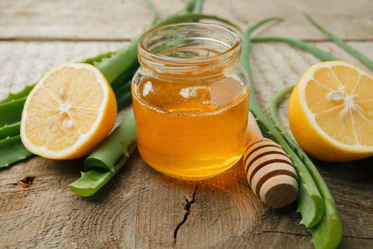 how to make a honey lemon and aloe mask